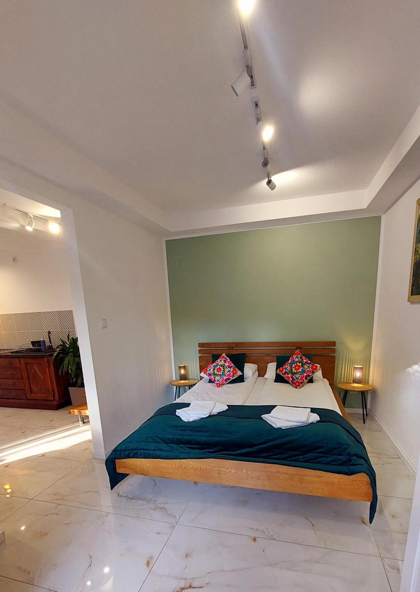 أوسترون Apartamenty Biala Perla المظهر الخارجي الصورة